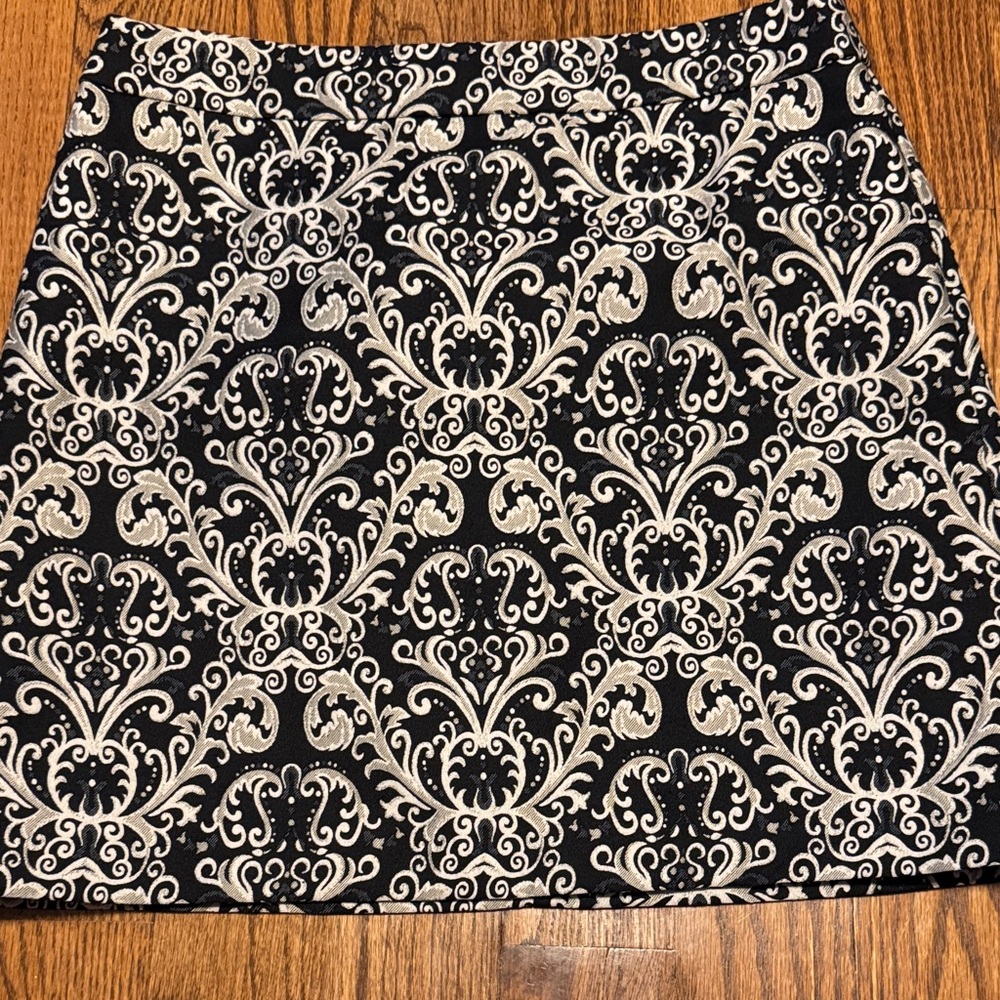 M&S short black gold tone brocade pencil skirt